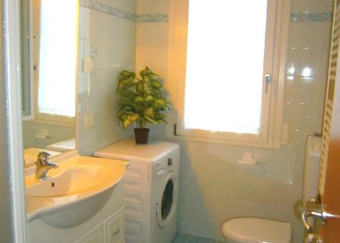 Marcella * ביביונה